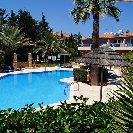 Regina Gardens Lovely Apartment Paphos Exterior foto