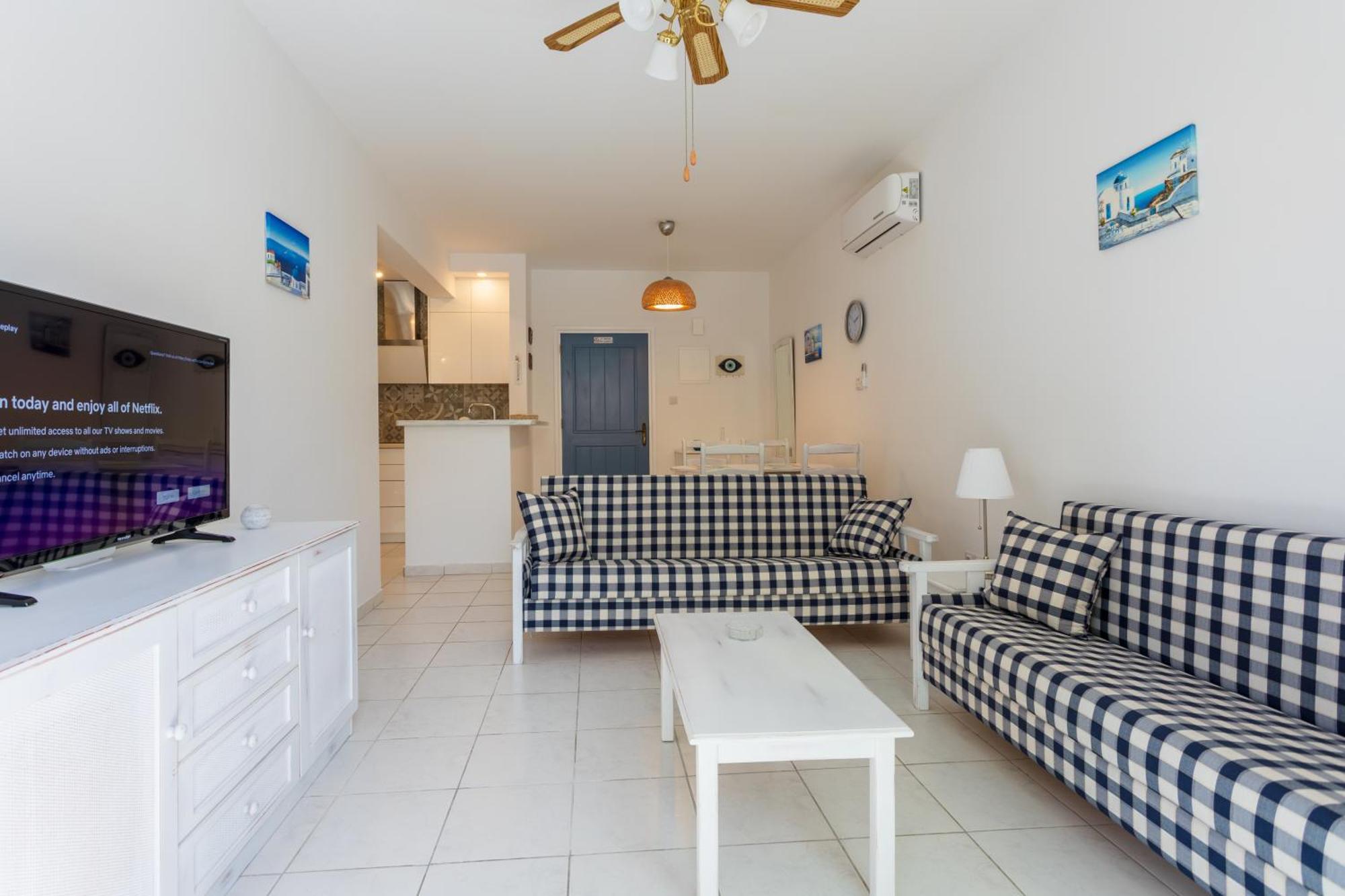 Regina Gardens Lovely Apartment Paphos Exterior foto