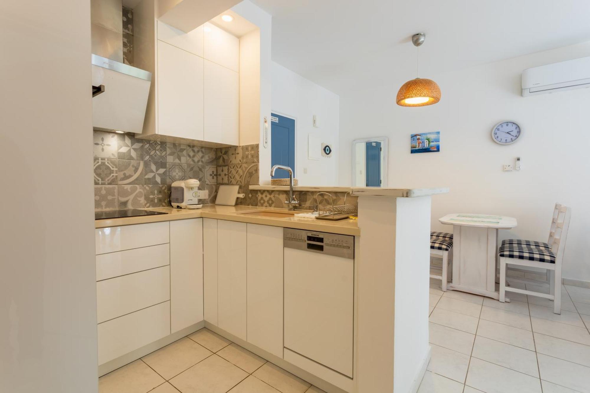 Regina Gardens Lovely Apartment Paphos Exterior foto