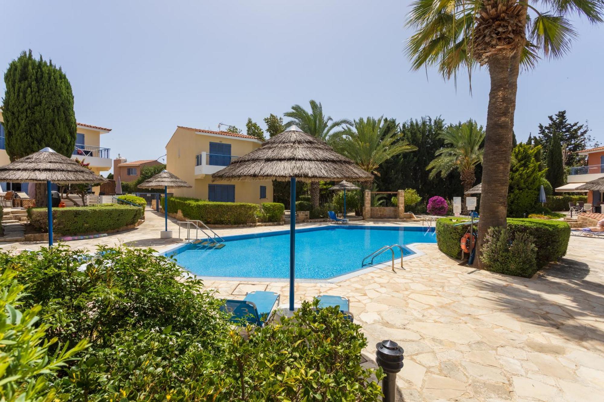 Regina Gardens Lovely Apartment Paphos Exterior foto
